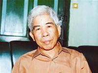 Nh văn Bi Ngọc Tấn.