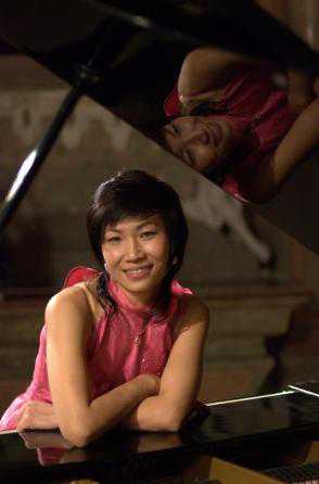 Portrait-PianoChoNgheSiTiHon