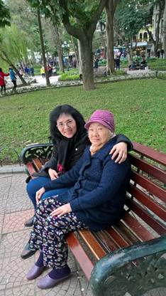 https://scontent-vie1-1.xx.fbcdn.net/v/t1.0-9/26230268_554452751576109_383893631728932701_n.jpg?oh=394fb7adeaed3db99b3c5dfa2285a2cf&oe=5AE1E6CA