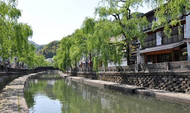 http://jp.blouinartinfo.com/sites/default/files/kinosaki-m-970.jpg