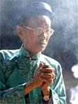 http://thoangsaigon.com/wp-content/uploads/2010/05/SonNam1.jpg