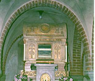 Description : http://upload.wikimedia.org/wikipedia/commons/thumb/8/8e/Tomba_di_Severino_Boezio.jpg/220px-Tomba_di_Severino_Boezio.jpg